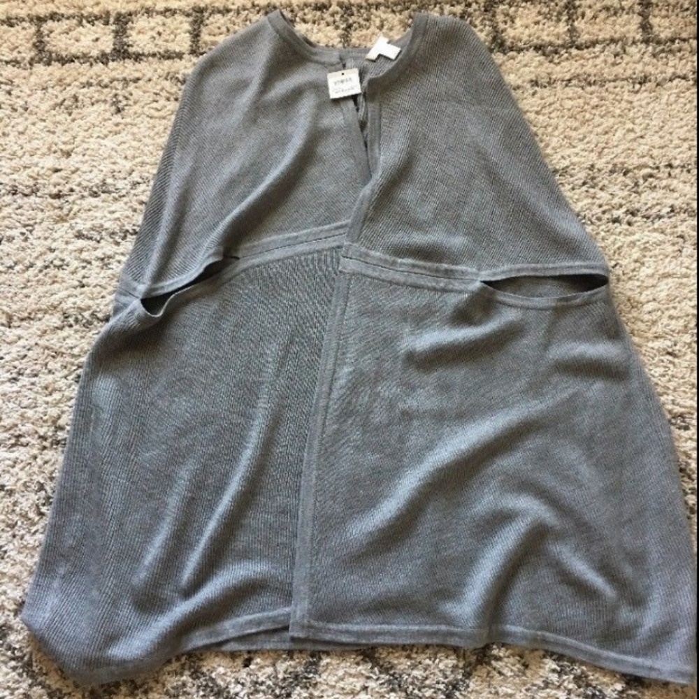 Nordstrom Gray Sweater Cape Soft Knee Length
